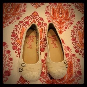 White lace flats